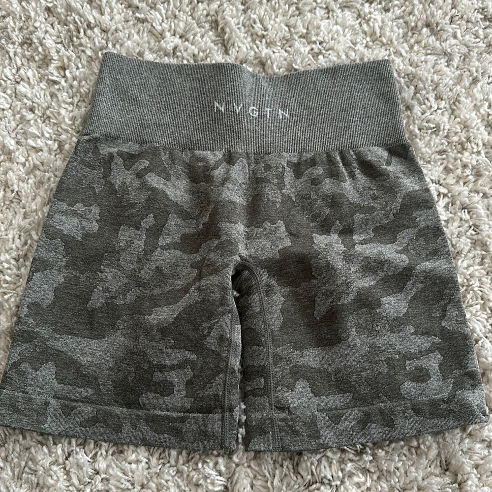 Size Small NVGTN Khaki Camo Seamless Shorts
